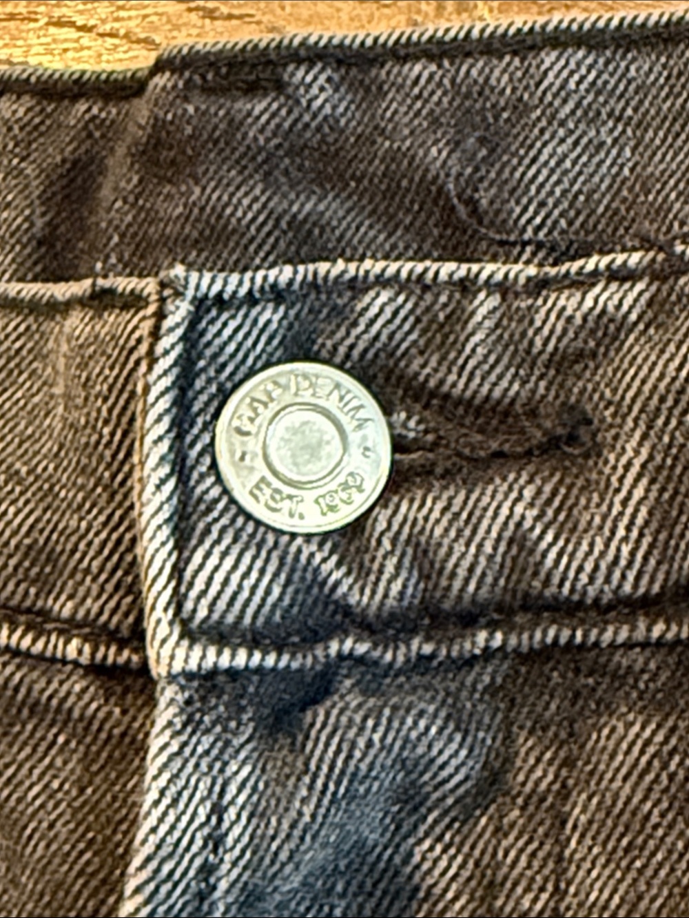Gap Black High-Rise Frayed Hem Denim Shorts - Picture 3 of 4
